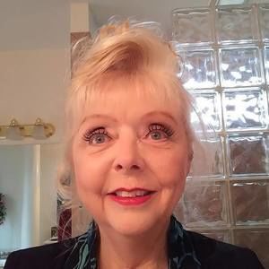 Meet your Posher, Debra